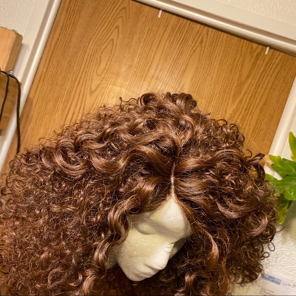 LACE FRONT - Picture 4 of 11